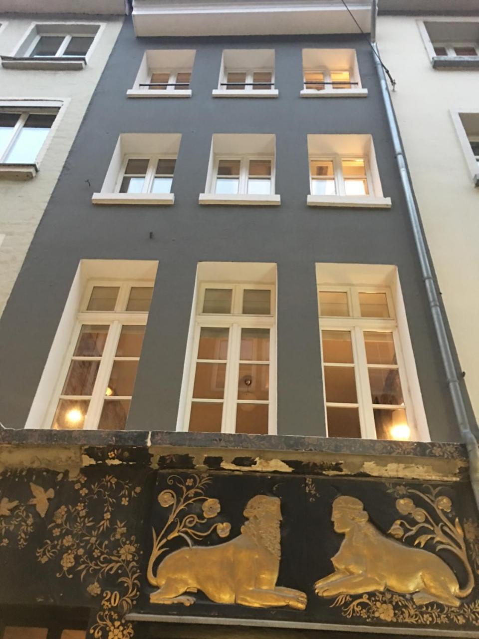 Square Rooms 20 Dusseldorf Bilik gambar